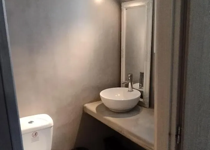 Ammos Luxury Apartment